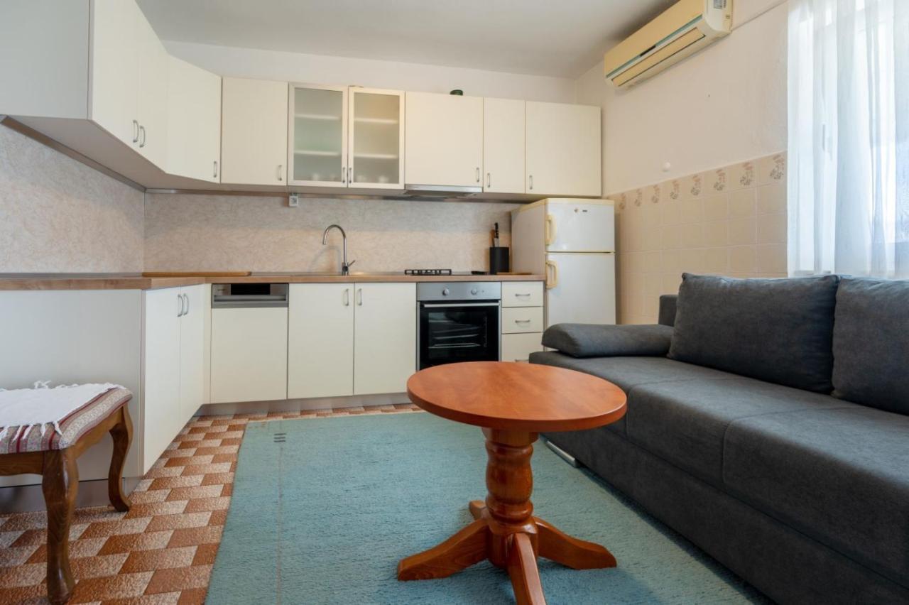 Apartments And Rooms Lotus Neum Exterior foto